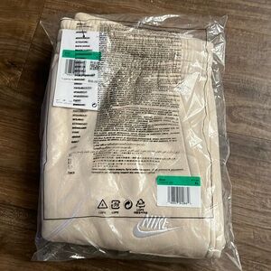 NWT Nike Kids Cargo Jogger